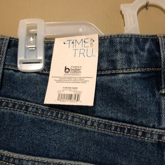 Ladies jeans shorts bnwt - Picture 3 of 3